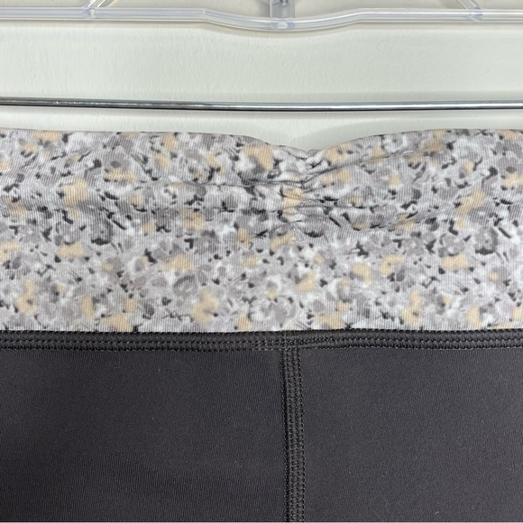 Lululemon Gather & Crow Crop Legging Soot Petite Fleur Silver Spoon Full On Luon - Picture 4 of 7